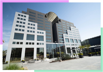Departamentos en venta Las Rosas Square frente a centro de negocios